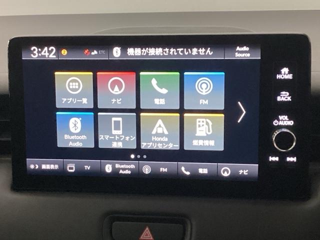 ヴェゼル ｅ：ＨＥＶＺ　メモリーナビ　ＥＴＣ　リアカメラ　衝突回避支援ブレーキ機能　パノラミックビューモニター　スマキ　フルオートエアコン　エアバッグ　両席エアバック　Ｒカメ　パワーウィンドウ　ＬＥＤランプ　クルーズＣ（17枚目）