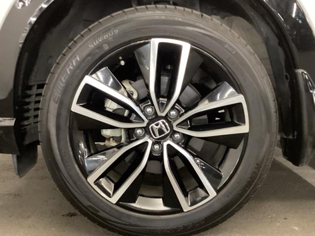 ヴェゼル ｅ：ＨＥＶＺ　メモリーナビ　ＥＴＣ　リアカメラ　衝突回避支援ブレーキ機能　パノラミックビューモニター　スマキ　フルオートエアコン　エアバッグ　両席エアバック　Ｒカメ　パワーウィンドウ　ＬＥＤランプ　クルーズＣ（24枚目）