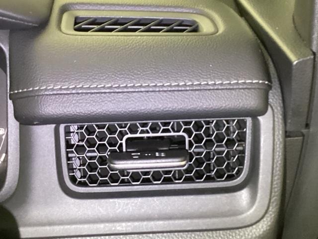 ステップワゴン e:HEVスパーダ リアカメラ ETC シートヒーター フルオートエアコン ESC キーフリー LEDヘッドランプ イモビ ABS スマートキ クルーズコントロール サイドカーテンエアバック ECOモード 3列シート(27枚目)