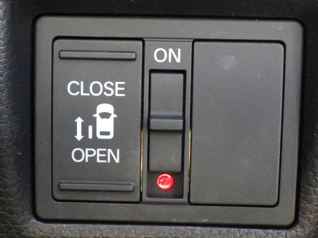 N-BOXカスタム L サイドエアバッグ Aストップ シートヒータ 点検記録簿 キーフリーシステム LEDライト リアカメ クルーズコントロール AC スマキー 横滑り防止 パワーステアリング USB ABS エアバッグ(14枚目)