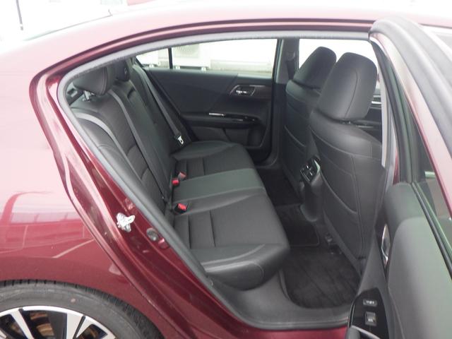 アコードハイブリッド EX バックモニター サイドモニター 記録簿 ナビTV LEDヘッド フルセグテレビ クルーズコントロール スマキー ETC車載器 キーレス アイドリングストップ エアバッグ フルオートエアコン(16枚目)