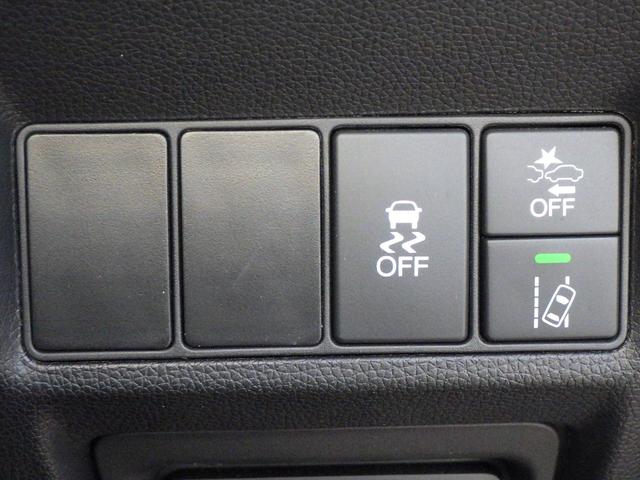 ステップワゴンスパーダ スパーダ・クールスピリットホンダセンシング　サイドエアバック　スマートキ　左右電動スライドドア　バックモニタ　Ｗエアコン　地ＴＶ　ナビ＆ＴＶ　三列シート　ＵＳＢ　助手席エアバッグ　ＡＡＣ　ターボ車（11枚目）