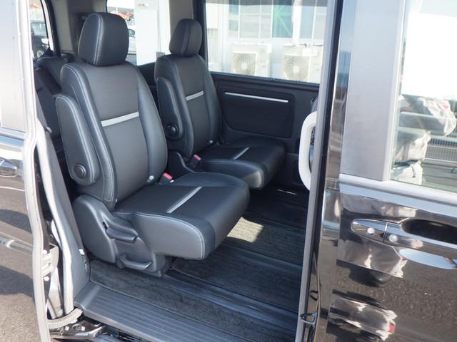 ステップワゴンスパーダ スパーダ・クールスピリットホンダセンシング　サイドエアバック　スマートキ　左右電動スライドドア　バックモニタ　Ｗエアコン　地ＴＶ　ナビ＆ＴＶ　三列シート　ＵＳＢ　助手席エアバッグ　ＡＡＣ　ターボ車（17枚目）