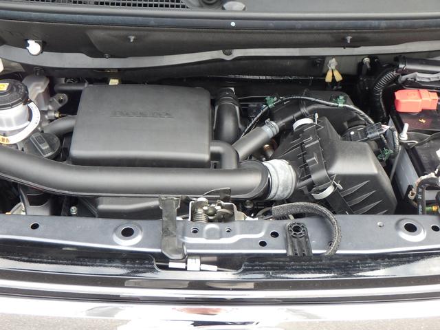 Ｎ－ＢＯＸカスタム Ｌ　サイドエアバッグ　ナビＴＶ　Ａストップ　シートヒータ　点検記録簿　キーフリーシステム　ＬＥＤライト　リアカメ　クルーズコントロール　ＡＣ　ＤＶＤ視聴可能　スマキー　ＥＴＣ　横滑り防止　フルセグＴＶ（3枚目）