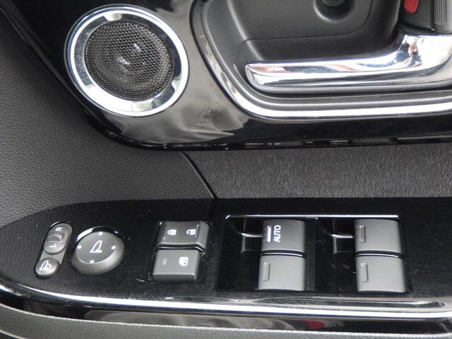 Ｎ－ＢＯＸカスタム Ｌ　サイドエアバッグ　ナビＴＶ　Ａストップ　シートヒータ　点検記録簿　キーフリーシステム　ＬＥＤライト　リアカメ　クルーズコントロール　ＡＣ　ＤＶＤ視聴可能　スマキー　ＥＴＣ　横滑り防止　フルセグＴＶ（17枚目）