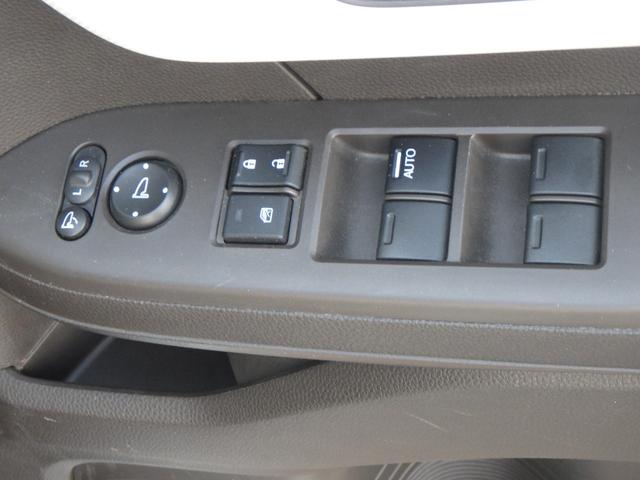 Ｎ－ＢＯＸ ＥＸ・ターボ　サイドエアバック　Ｒカメラ　ターボ車　ＬＥＤライト　ＥＴＣ　クルーズコントロール　ＤＶＤ　両側ＰＳＤ　ＵＳＢ　地デジ　エアバッグ　シートヒーター　スマートキー（16枚目）