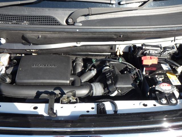 N-BOXカスタム L サイドエアバッグ ナビTV Aストップ シートヒータ 点検記録簿 キーフリーシステム LEDライト リアカメ クルーズコントロール AC DVD視聴可能 スマキー 横滑り防止 フルセグTV USB(3枚目)