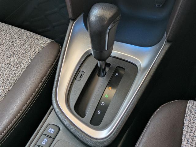 ヤリスクロス ハイブリッドZ 8インチディスプレイオーディオ&ナビ&全方位カメラ レーダークルーズ ブラインドスポットモニター パワーバックドア LEDライト 前席シートヒーター(25枚目)