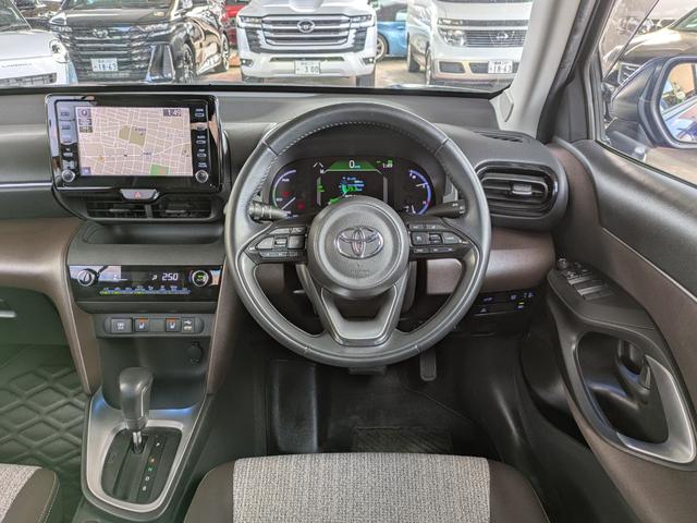 ヤリスクロス ハイブリッドZ 8インチディスプレイオーディオ&ナビ&全方位カメラ レーダークルーズ ブラインドスポットモニター パワーバックドア LEDライト 前席シートヒーター(61枚目)