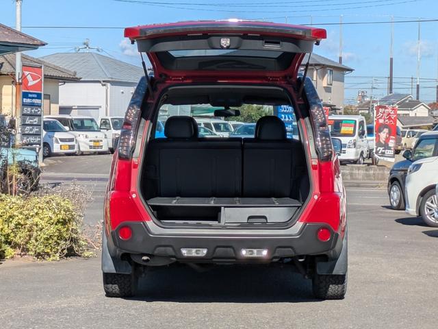 エクストレイル ２０Ｓ　パートタイム４ＷＤ　ＨＩＤライト　スマートキー　ルーフキャリア　オールテレーンタイヤ（14枚目）