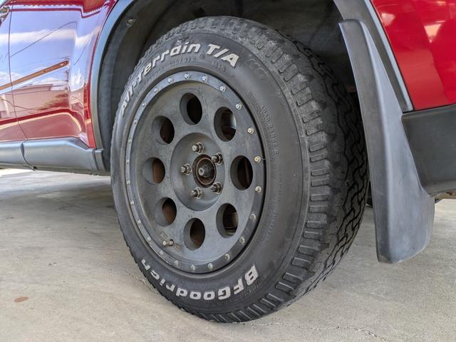 エクストレイル ２０Ｓ　パートタイム４ＷＤ　ＨＩＤライト　スマートキー　ルーフキャリア　オールテレーンタイヤ（42枚目）