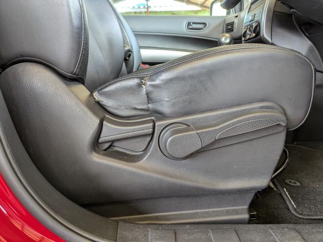 エクストレイル ２０Ｓ　パートタイム４ＷＤ　ＨＩＤライト　スマートキー　ルーフキャリア　オールテレーンタイヤ（72枚目）