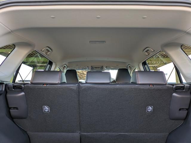 RAV4 ハイブリッドアドベンチャー 10.5インチナビ&パノラミックビューモニター フルセグTV デジタルインナーミラー ハンズフリーパワーバックドア 前席ベンチレーション ステアリングヒーター セーフティセンス(40枚目)