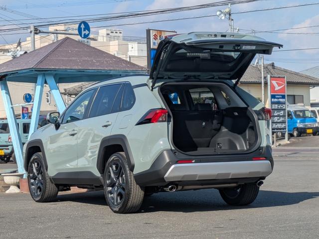 RAV4 ハイブリッドアドベンチャー 10.5インチナビ&パノラミックビューモニター フルセグTV デジタルインナーミラー ハンズフリーパワーバックドア 前席ベンチレーション ステアリングヒーター セーフティセンス(49枚目)