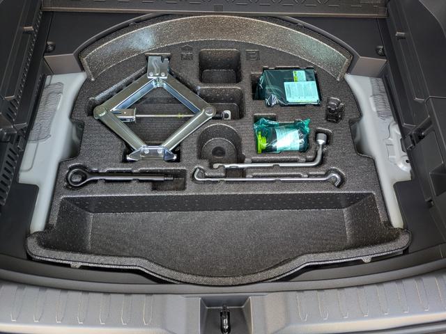 RAV4 ハイブリッドアドベンチャー 10.5インチナビ&パノラミックビューモニター フルセグTV デジタルインナーミラー ハンズフリーパワーバックドア 前席ベンチレーション ステアリングヒーター セーフティセンス(80枚目)