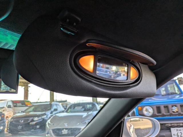 ９１１ ９１１カレラＳティプトロ　左ハンドル　電動スライド＆チルトサンルーフ　１９インチアルミホイール　ＧＴ３仕様　黒革＆パワーシート（61枚目）