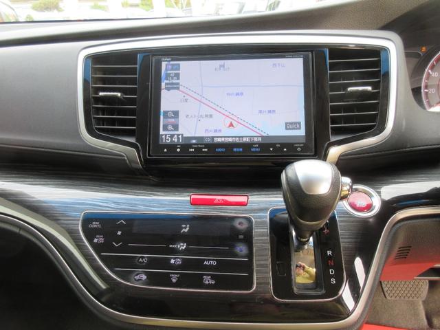 商談時にはお車の状態や詳細情報など、とにかくお客様に分かりやすい説明を心掛けています。