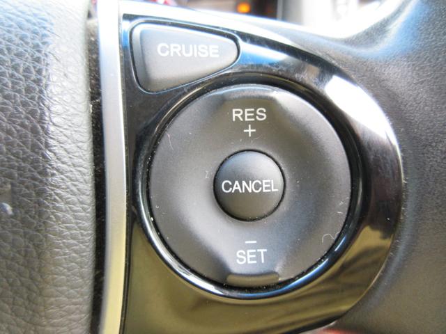 ご納車までの間、代車貸し出し無料サービスを行っております。急な買い替えで交通手段にお困りの方も、ご遠慮なくお申し出ください。※台数に限りがありますので、早目のご予約をお願い致します。