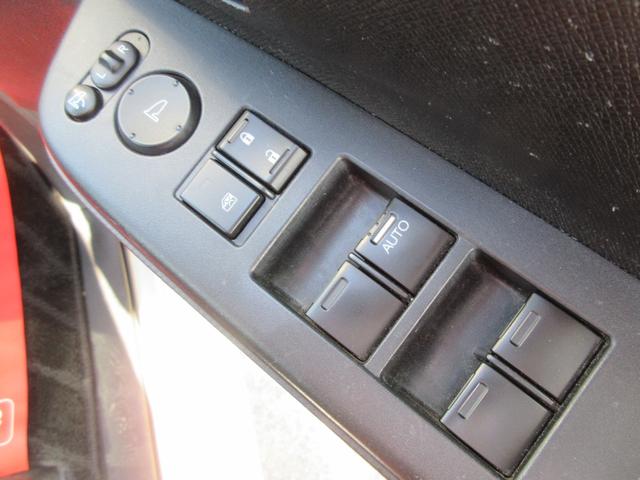 ステップワゴンスパーダ Ｚ　社外ＳＤナビ　地デジ　バックカメラ　両側パワースライド　パドルシフト　スマートキー　オートエアコン　オートライト　ＨＩＤライト　フォグランプ　純正１６ＡＷ　１年保証（17枚目）