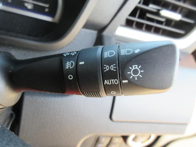 ルーミー カスタムＧ　改良後モデル　スマートアシストＩＩＩ　純正ＳＤナビ　地デジ　バックカメラ　Ｂｌｕｅｔｏｏｔｈ　両側パワースライド　クルコン　ＥＴＣ　スマートキー　ＬＥＤヘッド　オートハイビーム　純正１４ＡＷ　１年保証（16枚目）