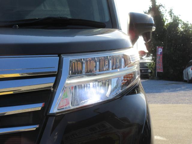 ルーミー カスタムＧ　改良後モデル　スマートアシストＩＩＩ　純正ＳＤナビ　地デジ　バックカメラ　Ｂｌｕｅｔｏｏｔｈ　両側パワースライド　クルコン　ＥＴＣ　スマートキー　ＬＥＤヘッド　オートハイビーム　純正１４ＡＷ　１年保証（44枚目）