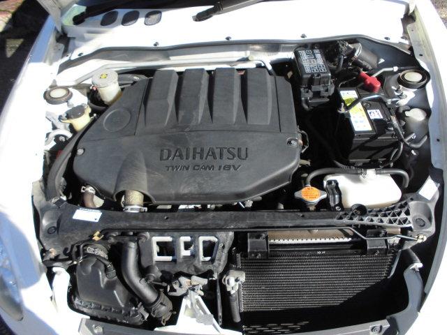 タンレザーエディション　レザーシート　オープンカー　オートマ車　アルミホイール　ＣＤオーディオ　走行距離１１５１００ｋｍ　エアコン　パワステ　パワーウィンドウ(5枚目)