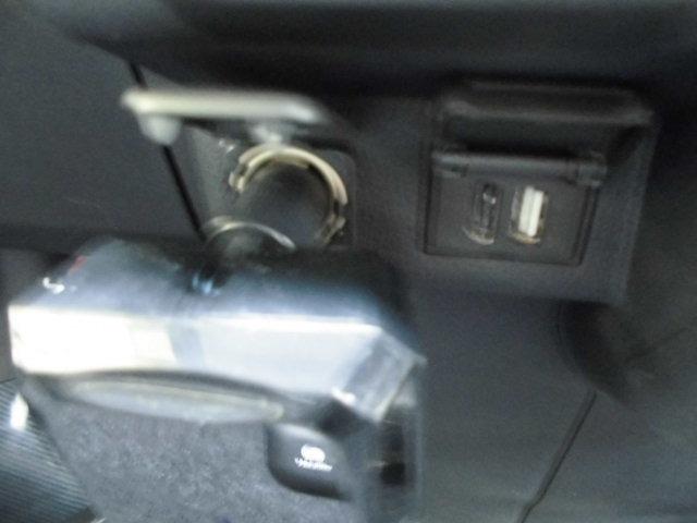 ハイゼットカーゴ クルーズ　ワンオーナー　ディスプレイオーディオ　ＨＤＭＩ　社外アルミ　ＴＶ　バックカメラ　ＥＴＣ　ドラレコ前後　純正リフトアップ（13枚目）