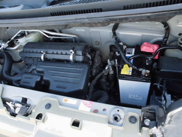 ピクシスメガ Ｌ　ＳＡＩＩ　ナビ　テレビ　バックカメラ　両側パワースライドドア　衝突被害軽減ブレーキ　ＥＴＣ　アイドリングストップ　プッシュスタート　スマートキー（6枚目）