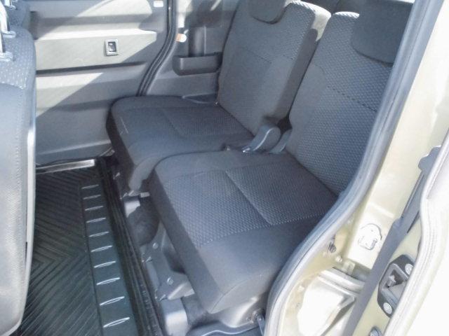 ピクシスメガ Ｌ　ＳＡＩＩ　ナビ　テレビ　バックカメラ　両側パワースライドドア　衝突被害軽減ブレーキ　ＥＴＣ　アイドリングストップ　プッシュスタート　スマートキー（21枚目）