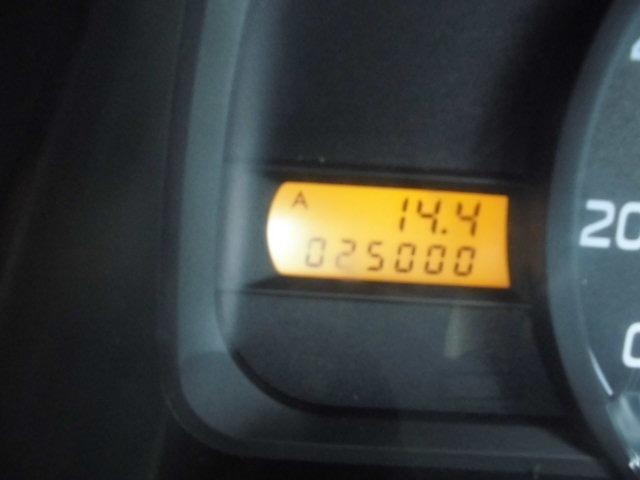 サンバートラック ＴＢ　４ＷＤ　エアコン　パワステ（10枚目）