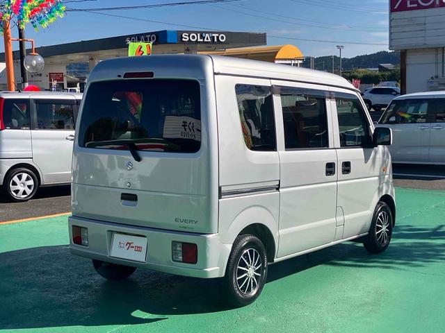 この度は当店のお車をご覧になっていただき、誠にありがとうございます。じっくり現車確認して頂けるよう、ご準備を致します!