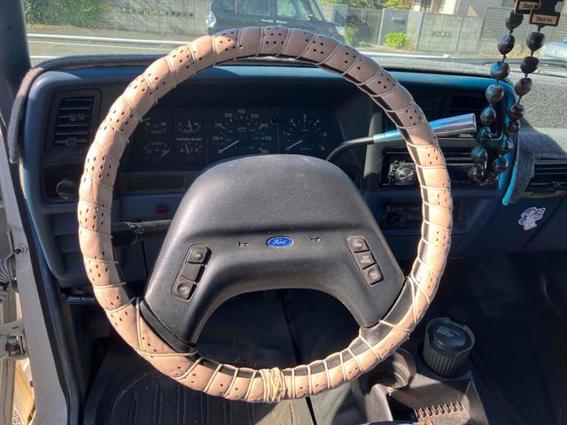 レンジャー 　トラック　ＡＴ　ＥＴＣ　エアコン　ＣＤ（2枚目）