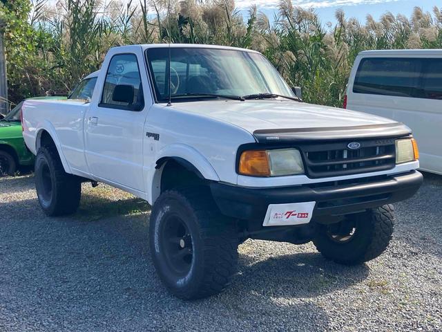 レンジャー 　トラック　ＡＴ　ＥＴＣ　エアコン　ＣＤ（13枚目）