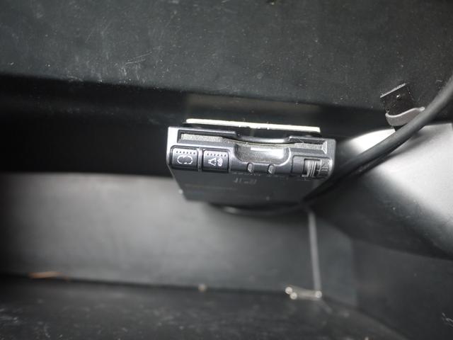 N-BOXカスタム G ターボSSパッケージ 両側電動パワースライドドア ターボ車 パドルシフト カロッツェリアナビ 地デジ Bカメラ ETC 黒革調シートカバー キセノンHID プッシュスタート スマートキー(14枚目)