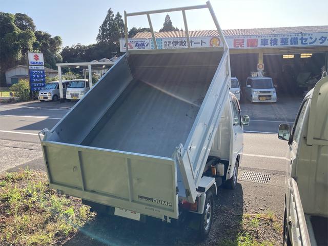 サンバートラック 　４ＷＤ　軽トラック　ダンプ　ＭＴ　エアコン（20枚目）