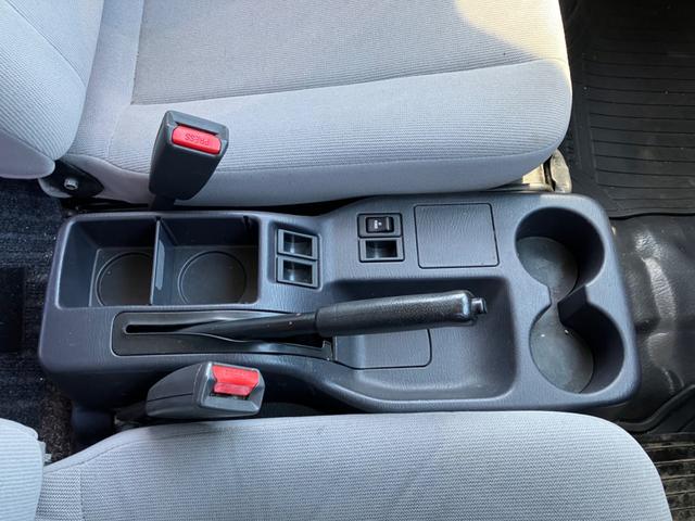 サンバーバン 　ＡＴ　ＥＴＣ　両側スライドドア　キーレスエントリー　シートヒーター　アルミホイール　エアコン　パワーウィンドウ　運転席エアバッグ　２シーター（48枚目）