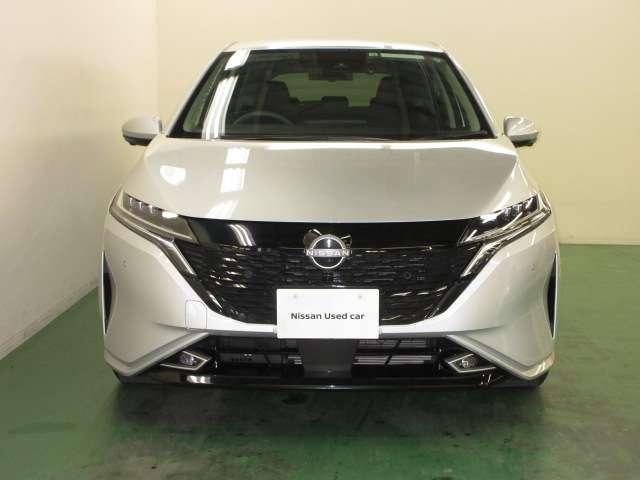 オーラ １．２　Ｇ　レザーエディション　全周囲カメラ・衝突軽減ブレーキ搭載　誤発進抑制　車線逸脱　ＬＥＤライト　Ｄレコ　イモビライザー　バックモニター　ＥＴＣ　アルミ　スマートキー　サイドカメラ　フルオートエアコン　アイドリングストップ　キーレスエントリー　メモリーナビ（2枚目）