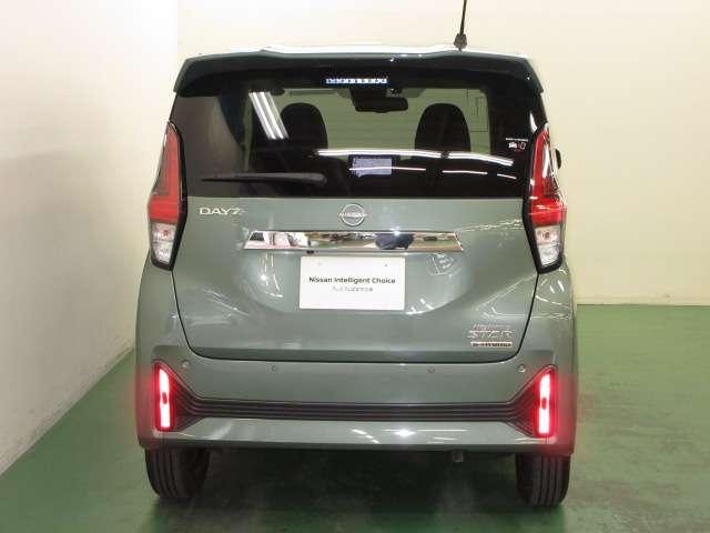 デイズ 660 ハイウェイスターX プロパイロット エディション エマージェンシーブレーキ・全周囲カメラ付 スマートキー&プッシュスタート LEDヘッド レーダークルーズ 盗難防止装置 アイドリングストップ LKAS ドラレコ パワーステアリング オートエアコン Bカメラ ワンセグ メモリーナビゲーション(6枚目)