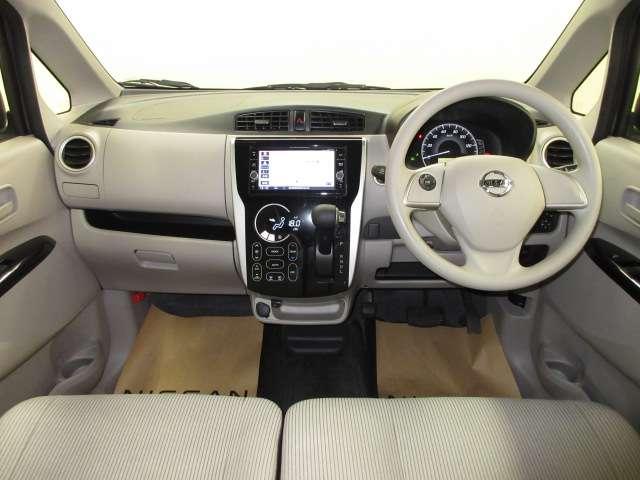 デイズ 660 X 全周囲カメラ・衝突軽減ブレーキ搭載 エマジェンシーブレーキ iSTOP イモビライザー Wエアバック ETC TVナビ オ-トエアコン バックカメラ メモリーナビ ドライブレコーダー ABS 運転席エアバッグ キーレス パワーウィンドウ(4枚目)