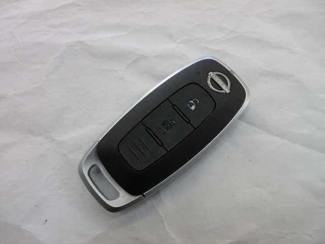 サクラ Ｇ　エマージェンシーブレーキ・全周囲カメラ付　アラウンドビュ　踏み間違い防止アシスト　ＬＥＤヘッドランプ　スマートキー　ＬＤＷ　盗難防止システム　オートエアコン　ＥＴＣ　バックカメラ　ドライブレコーダー　アダプティブクルーズコントロール　ＡＢＳ（18枚目）