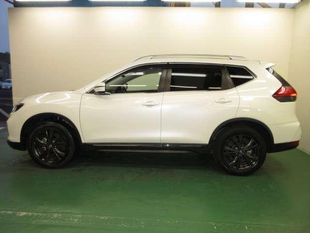 エクストレイル ２．０　２０Ｘｉ　レザーエディション　２列車　エマージェンシーブレーキ・全周囲カメラ付　衝突被害軽減システム　全周囲カメラ　ドライブレコーダー　ＥＴＣ（3枚目）