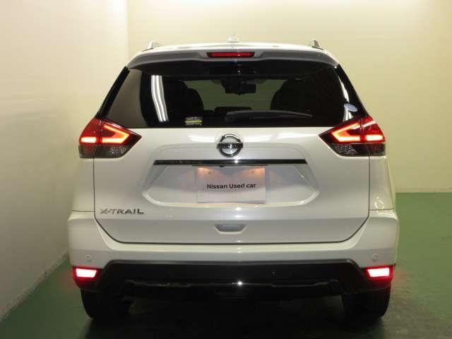 エクストレイル ２．０　２０Ｘｉ　レザーエディション　２列車　エマージェンシーブレーキ・全周囲カメラ付　衝突被害軽減システム　全周囲カメラ　ドライブレコーダー　ＥＴＣ（6枚目）