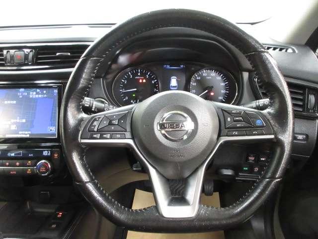 エクストレイル ２．０　２０Ｘｉ　レザーエディション　２列車　エマージェンシーブレーキ・全周囲カメラ付　衝突被害軽減システム　全周囲カメラ　ドライブレコーダー　ＥＴＣ（13枚目）