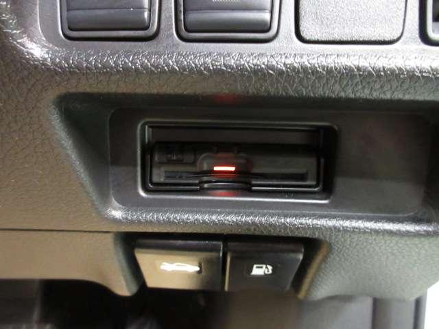 エクストレイル ２．０　２０Ｘｉ　レザーエディション　２列車　エマージェンシーブレーキ・全周囲カメラ付　衝突被害軽減システム　全周囲カメラ　ドライブレコーダー　ＥＴＣ（18枚目）