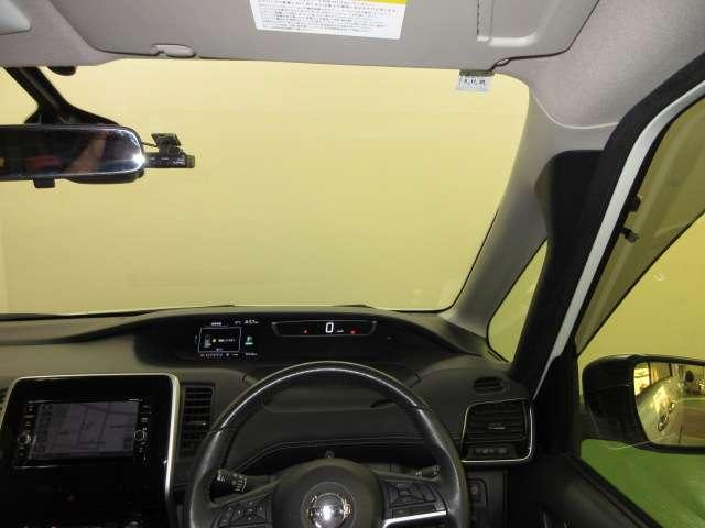 セレナ ２．０　ハイウェイスター　Ｖセレクション　エマージェンシーブレーキ・バックカメラ付　Ｉ－ＳＴＯＰ　両側ＡＳＤ　Ａクルーズ　車線逸脱　バックカメラ　ＥＴＣ　ＴＶナビ　ドライブレコーダー　キーレス　オートエアコン　メモリーナビ　パワーウインドウ　エアバッグ　アルミ　ＡＢＳ（10枚目）