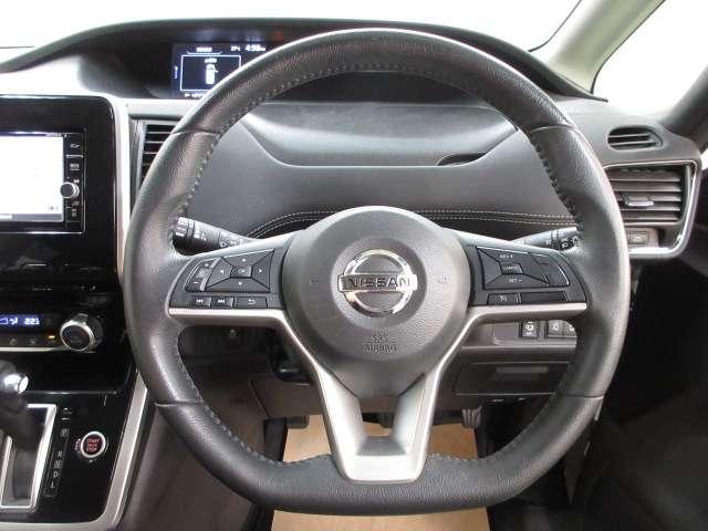 セレナ ２．０　ハイウェイスター　Ｖセレクション　エマージェンシーブレーキ・バックカメラ付　Ｉ－ＳＴＯＰ　両側ＡＳＤ　Ａクルーズ　車線逸脱　バックカメラ　ＥＴＣ　ＴＶナビ　ドライブレコーダー　キーレス　オートエアコン　メモリーナビ　パワーウインドウ　エアバッグ　アルミ　ＡＢＳ（13枚目）