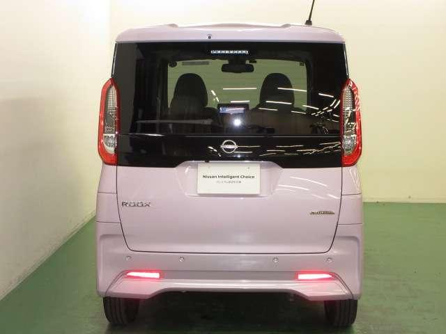 ルークス ６６０　Ｘ　全周囲カメラ・衝突軽減ブレーキ搭載　アラモニ　前後衝突軽減ブレーキ　車線逸脱防止　スマートキー　キーフリー　ドライブレコーダー　ｉ－ｓｔｏｐ　フルオートエアコン　パワーウインドウ　ＬＥＤ　バックカメラ　盗難防止　カーテンエアバッグ（6枚目）