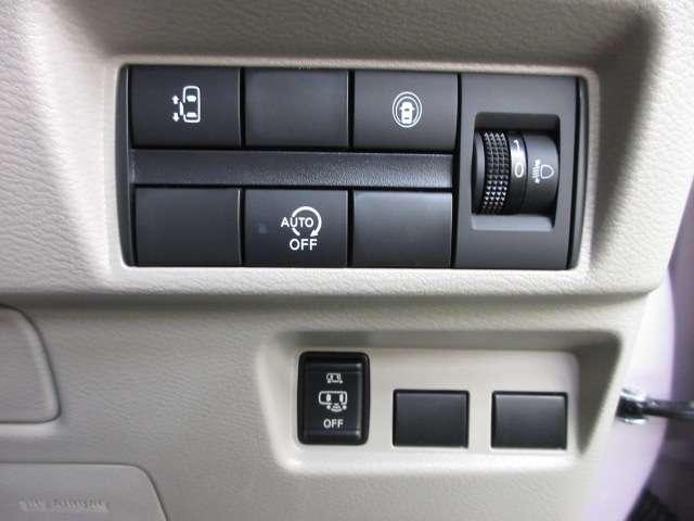 ルークス ６６０　Ｘ　全周囲カメラ・衝突軽減ブレーキ搭載　アラモニ　前後衝突軽減ブレーキ　車線逸脱防止　スマートキー　キーフリー　ドライブレコーダー　ｉ－ｓｔｏｐ　フルオートエアコン　パワーウインドウ　ＬＥＤ　バックカメラ　盗難防止　カーテンエアバッグ（14枚目）