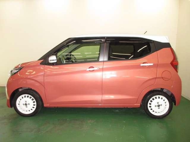 デイズ ６６０　ボレロ　全周囲カメラ・衝突軽減ブレーキ搭載　全周囲モニター　メモリーナビ　車線逸脱警報　ドライブレコーダー　フルオートエアコン　スマートキー　Ｗエアバック　アイドリングストップ　ＥＴＣ　衝突回避支援（3枚目）