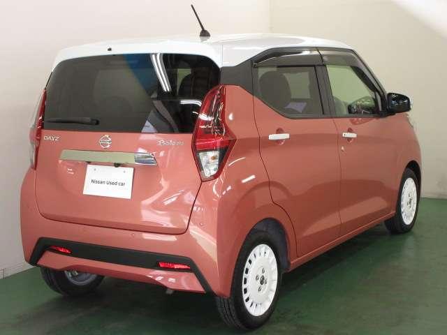 デイズ ６６０　ボレロ　全周囲カメラ・衝突軽減ブレーキ搭載　全周囲モニター　メモリーナビ　車線逸脱警報　ドライブレコーダー　フルオートエアコン　スマートキー　Ｗエアバック　アイドリングストップ　ＥＴＣ　衝突回避支援（5枚目）